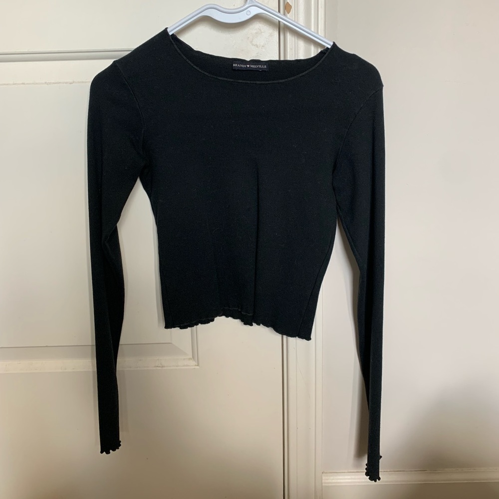 BRANDY MELVILLE BLACK LONGSLEEVE